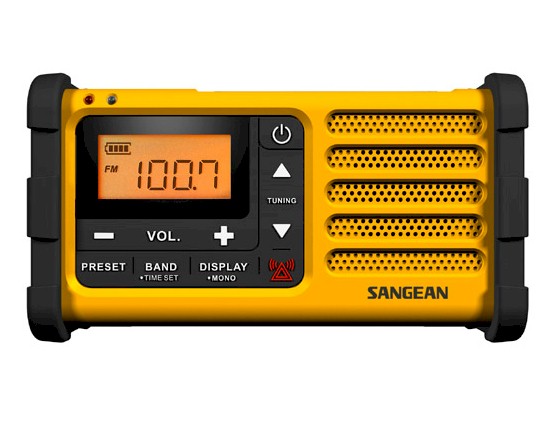 Radio portátil Sangean MMR88 cargador solar, linterna y Dinamo | Zona Outdoor